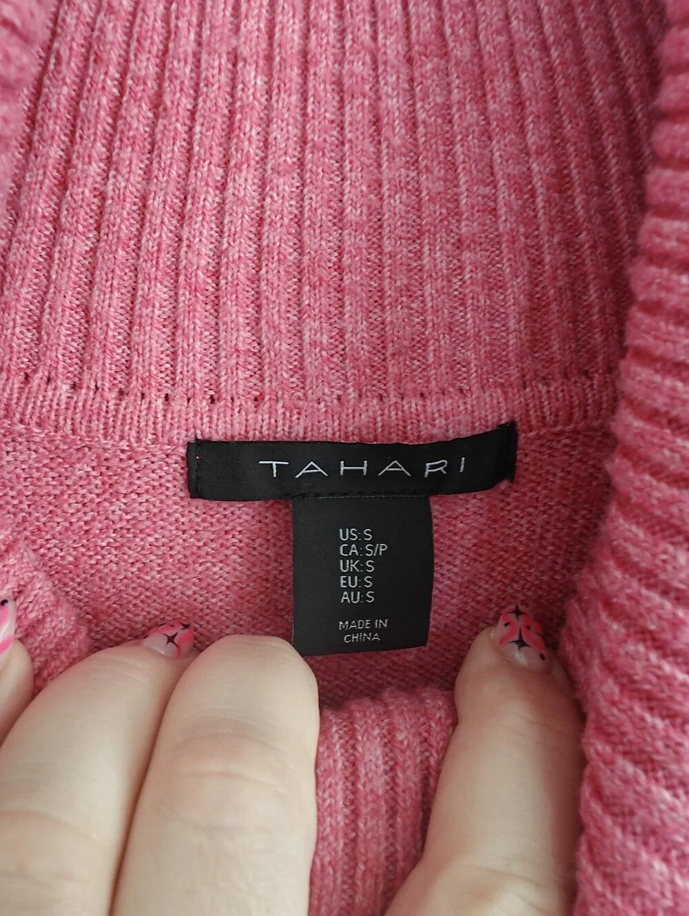 TAHARI Scoop Turtle Neck Sweater - Picture 2 of 5
